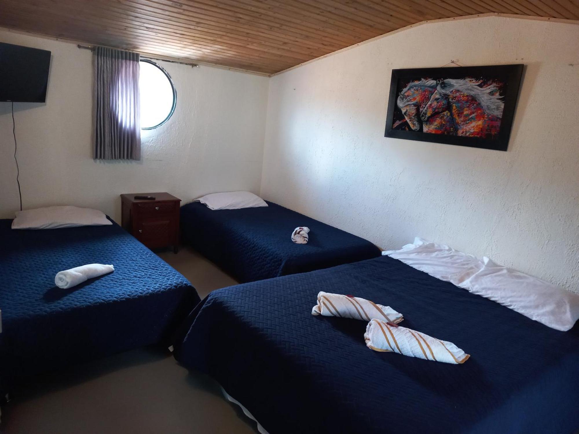 Hospedaje Y Camping Del Rio Mongui Luaran gambar